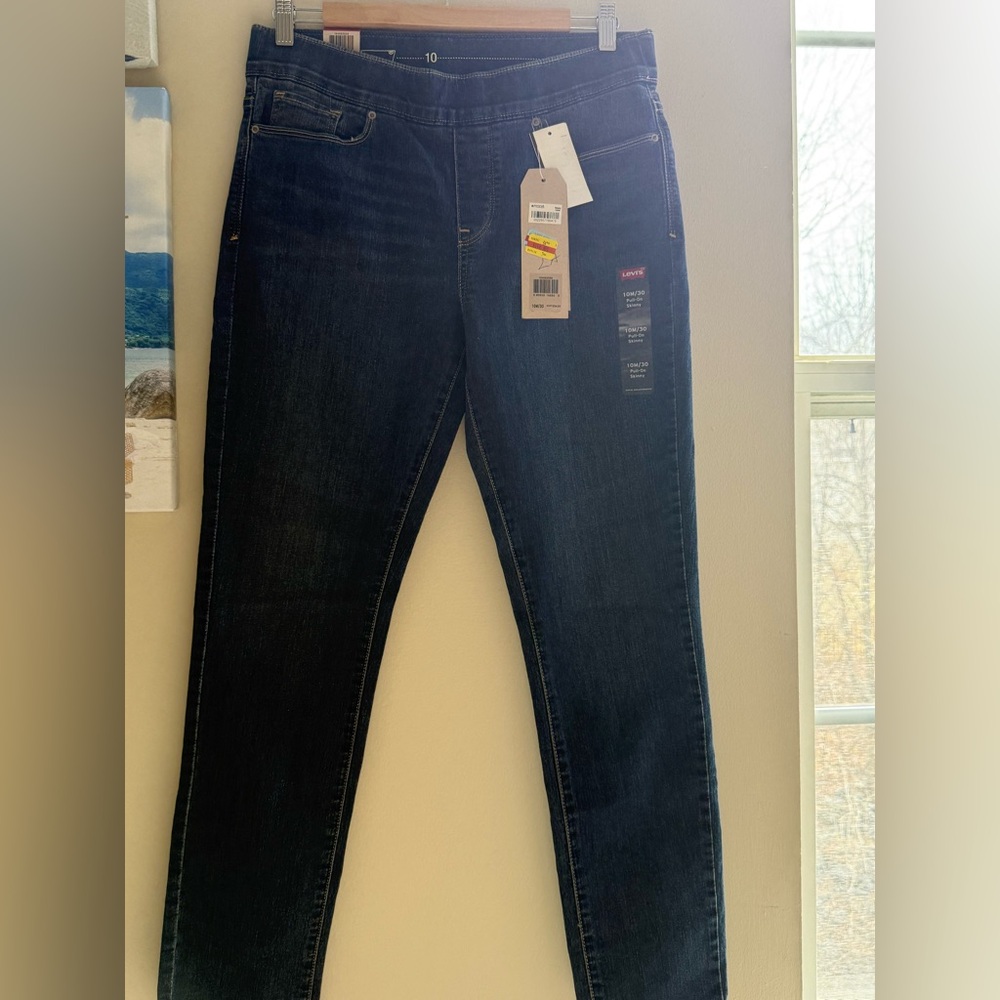 Levi's Women's Deep Indigo Skinny Jeans